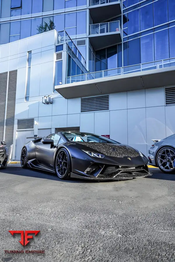 1016 LAMBORGHINI HURACAN PERFORMATE CARBON PARTS