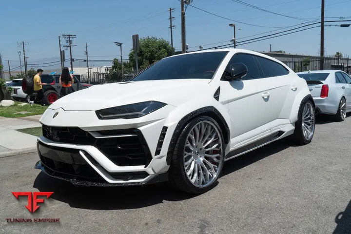 1016 LAMBORGHINI URUS CARBON PARTS + WIDE BODY KIT