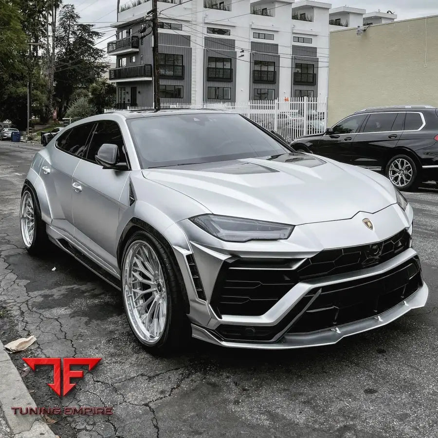 1016 LAMBORGHINI URUS CARBON PARTS + WIDE BODY KIT