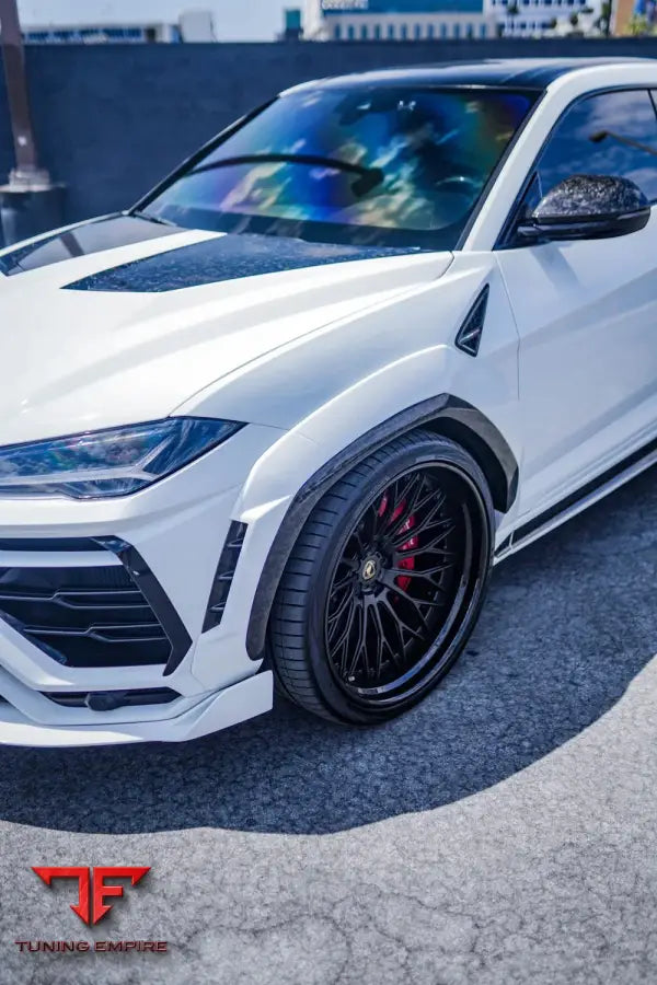 1016 LAMBORGHINI URUS S CARBON PARTS + WIDE BODY KIT