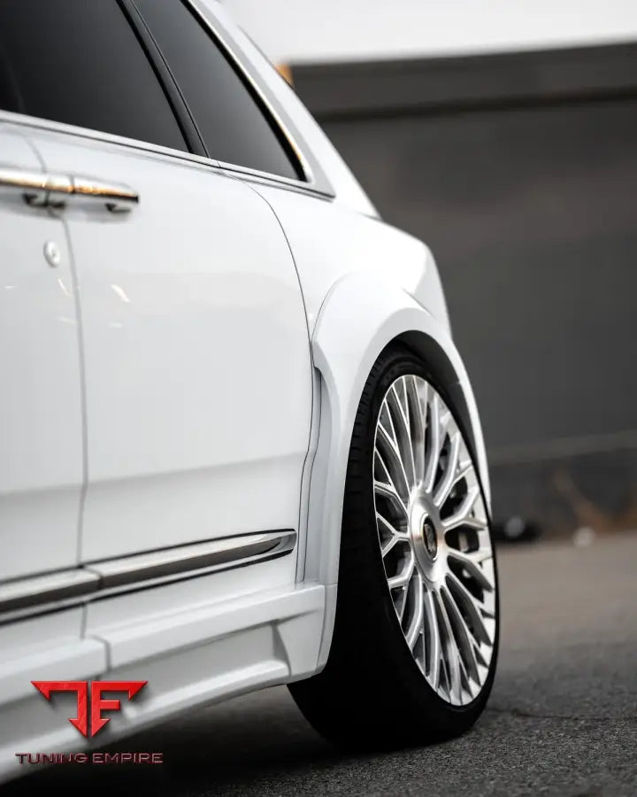 1016 ROLLS ROYCE CULLINAN PARTIAL FORGED CARBON - CARBON PARTS