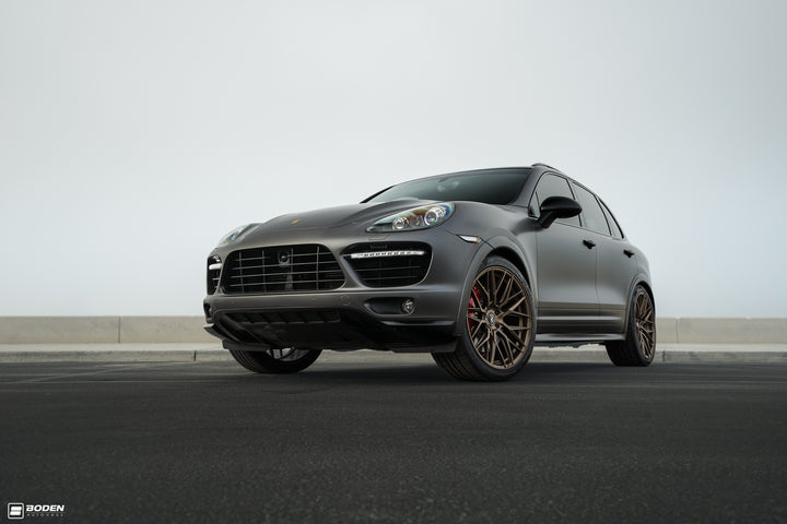PORSCHE CAYENNE TURBO FORGED WHEELS AND EXHAUST SYSTEM