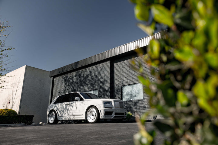 ROLLS ROYCE CULLINAN FORGED WHEELS AND EXHAUST SYSTEM