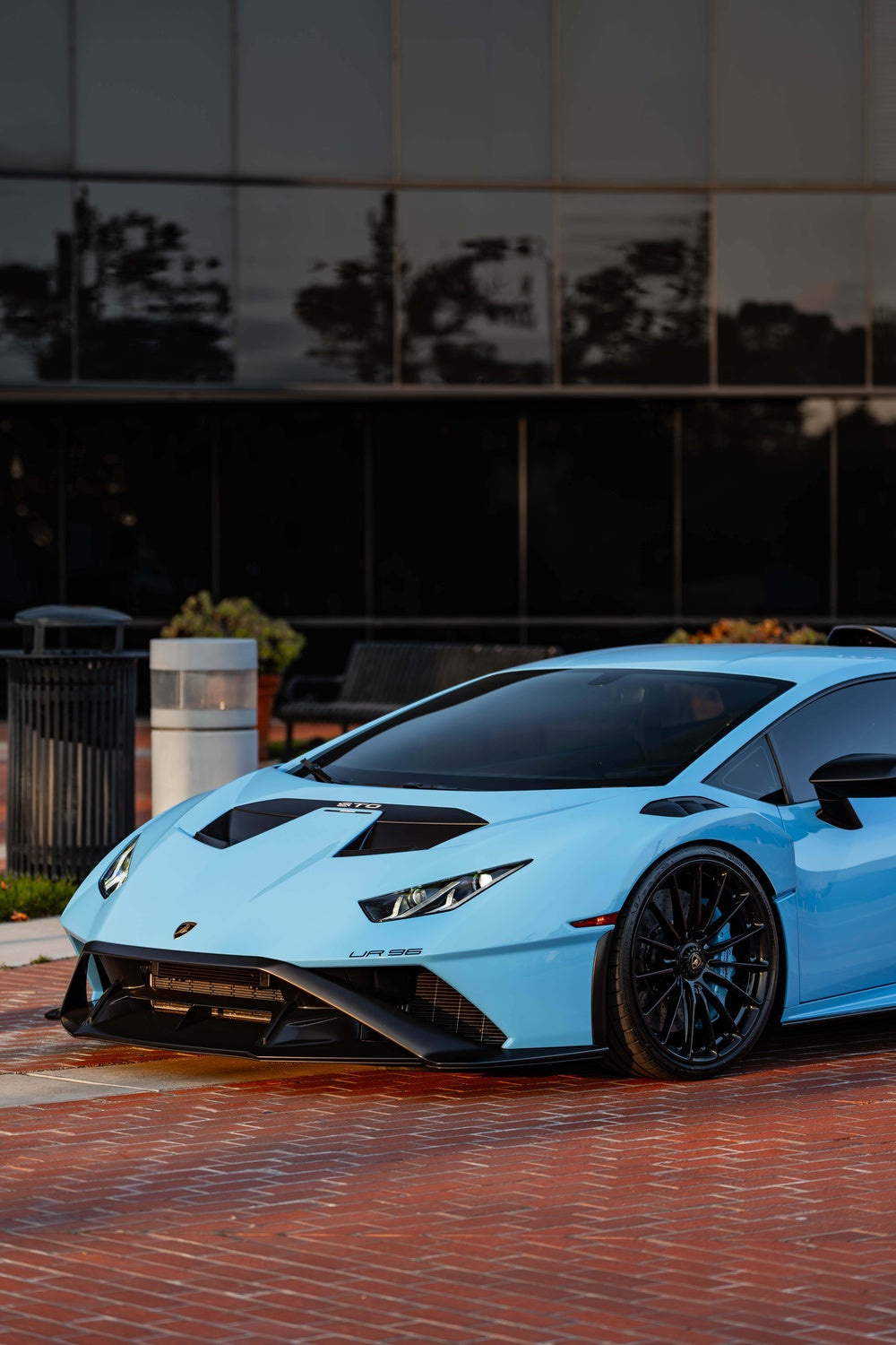 LAMBORGHINI HURACAN STO FORGED WHEELS AND EXHAUST SYSTEM