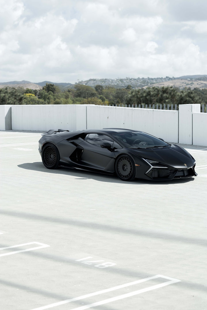 LAMBORGHINI REVUELTO FORGED WHEELS AND EXHAUST SYSTEM