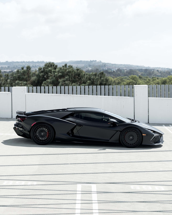 LAMBORGHINI REVUELTO FORGED WHEELS AND EXHAUST SYSTEM