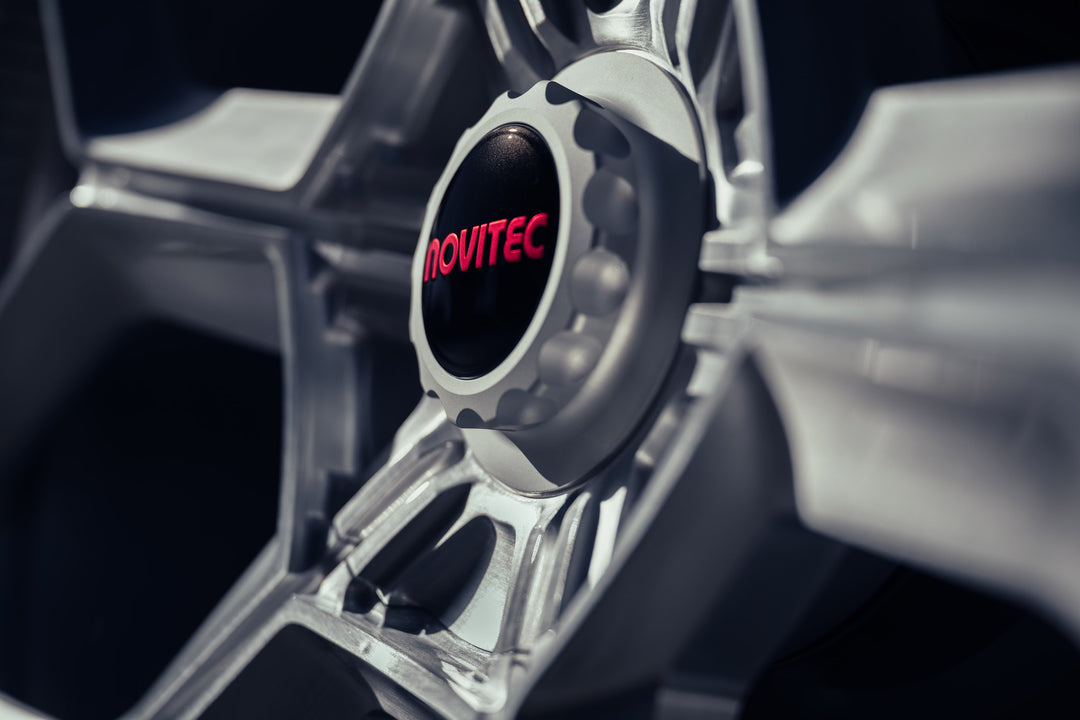 LAMBORGHINI URUS FORGED WHEELS AND EXHAUST SYSTEM