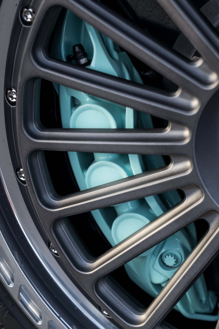 PAGANI UTOPIA FORGED WHEELS AND EXHAUST SYSTEM