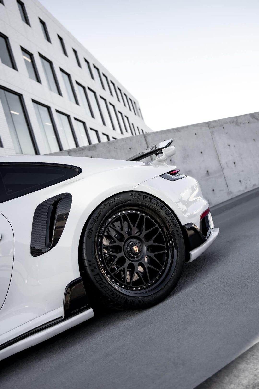 PORSCHE 911 TURBO FORGED WHEELS AND EXHAUST SYSTEM