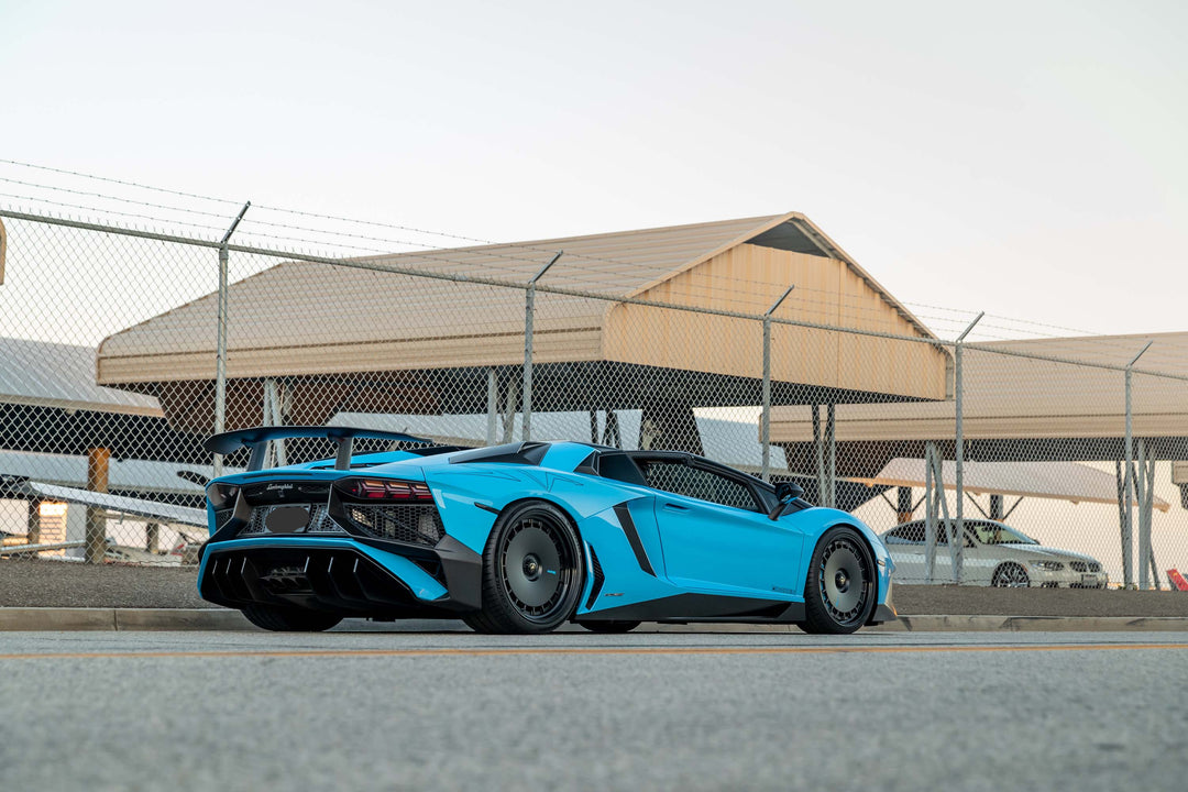LAMBORGHINI AVENTADOR SV FORGED WHEELS AND EXHAUST SYSTEM