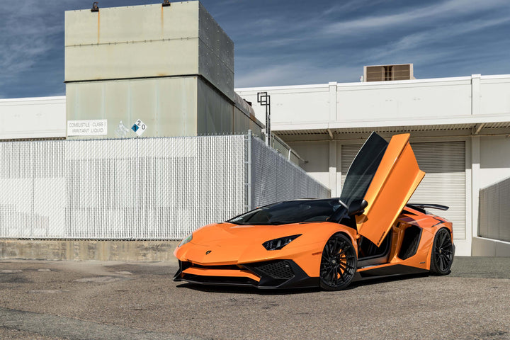 LAMBORGHINI AVENTADOR SV FORGED WHEELS AND EXHAUST SYSTEM