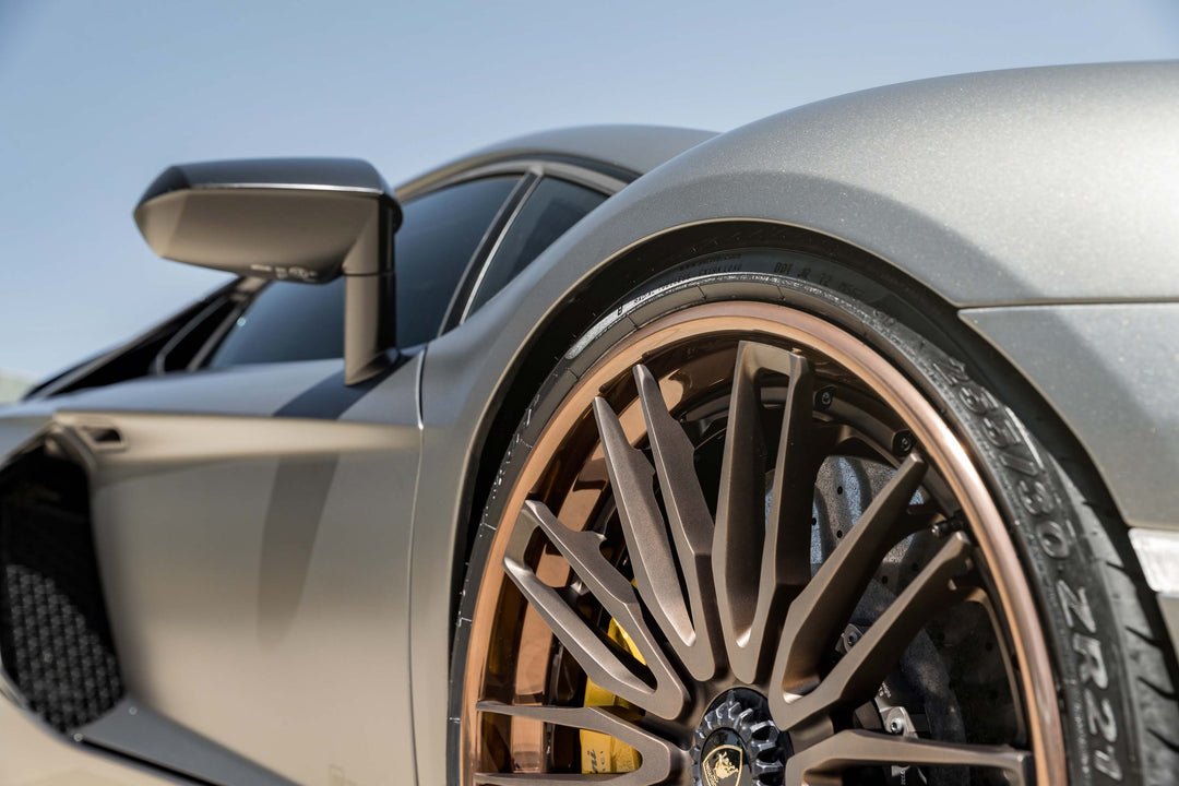 LAMBORGHINI AVENTADOR SV FORGED WHEELS AND EXHAUST SYSTEM