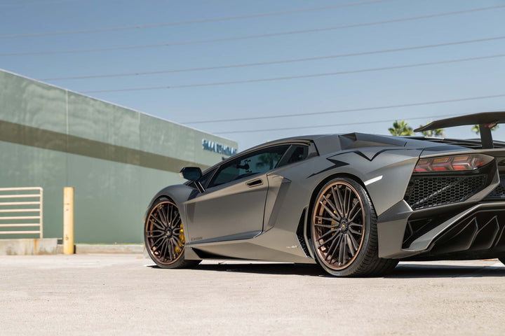 LAMBORGHINI AVENTADOR SV FORGED WHEELS AND EXHAUST SYSTEM