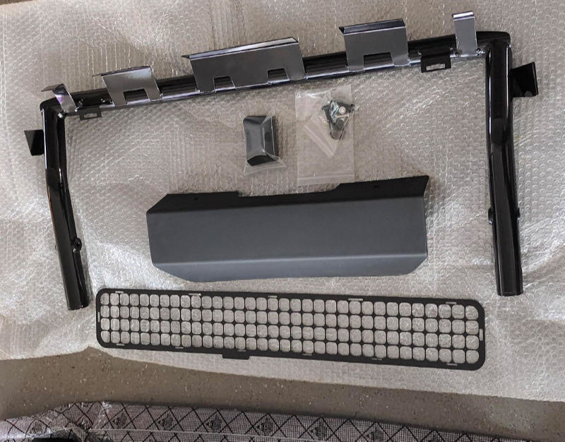 LAND ROVER DEFENDER FRONT GUARD 2021