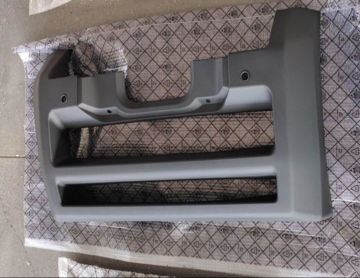 LAND ROVER DEFENDER FRONT GUARD 2021