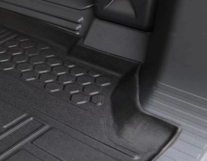 LAND ROVER DEFENDER RUBBER WATERPROOF TRUNK MAT