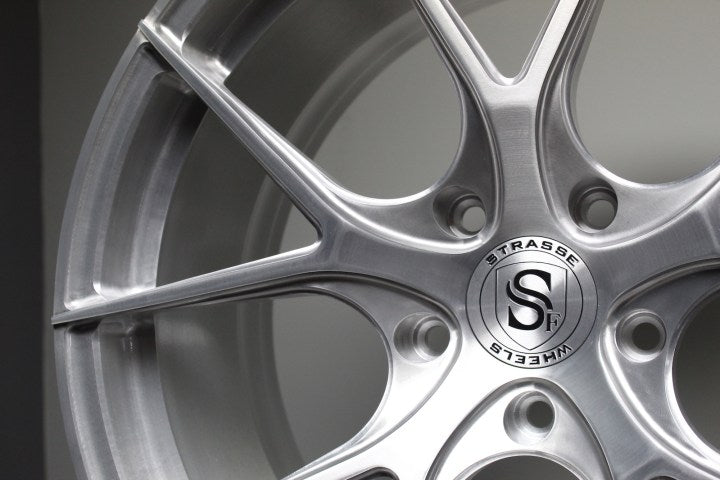 STRASSE SM5R DEEP CONCAVE FORGED WHEELS