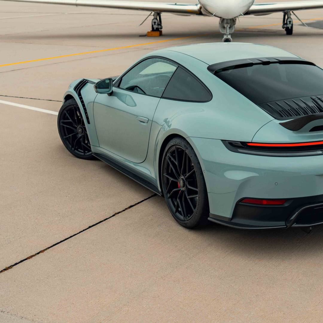 TECHART CARBON SIDE SKIRTS FOR 992.2 GT3