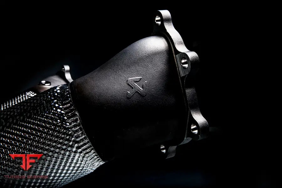 AKRAPOVIC NISSAN GT-R EXHAUST SYSTEM