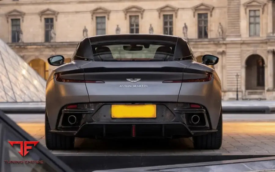 ASTON MARTIN DB11 CARBON FIBER BODY KIT 2016-2023Y