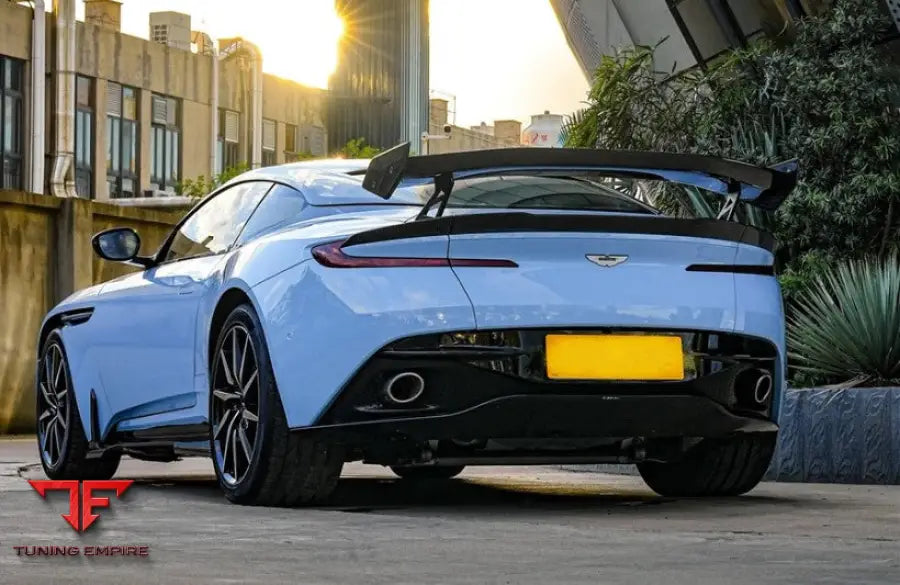 ASTON MARTIN DB11 CARBON FIBER BODY KIT 2016-2023Y