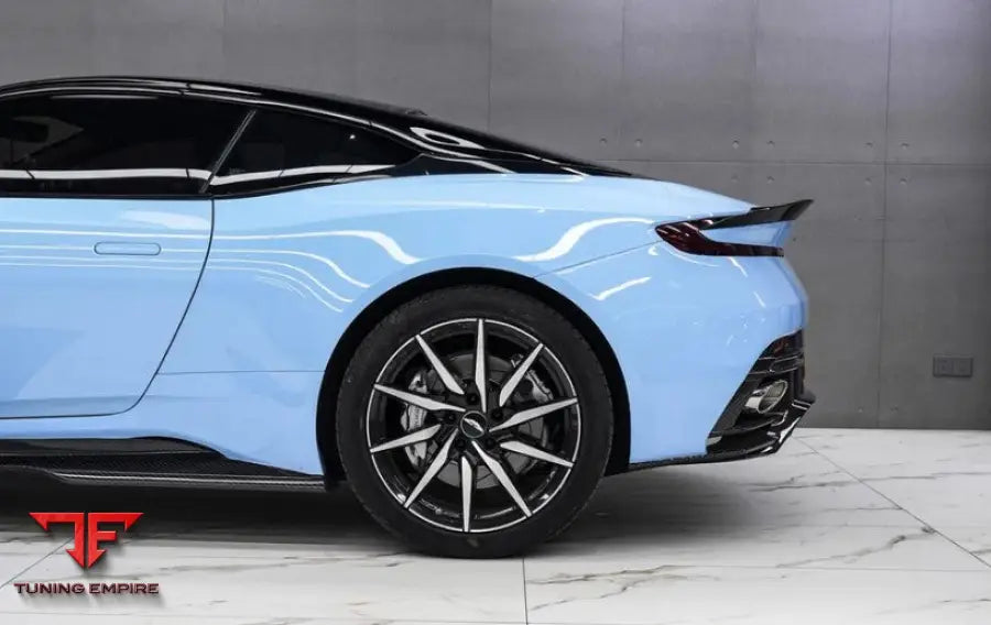 ASTON MARTIN DB11 CARBON FIBER BODY KIT 2016-2023Y