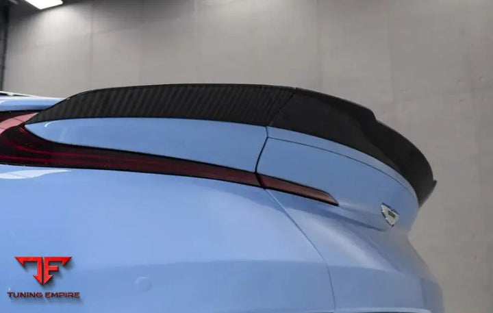 ASTON MARTIN DB11 CARBON FIBER BODY KIT 2016-2023Y