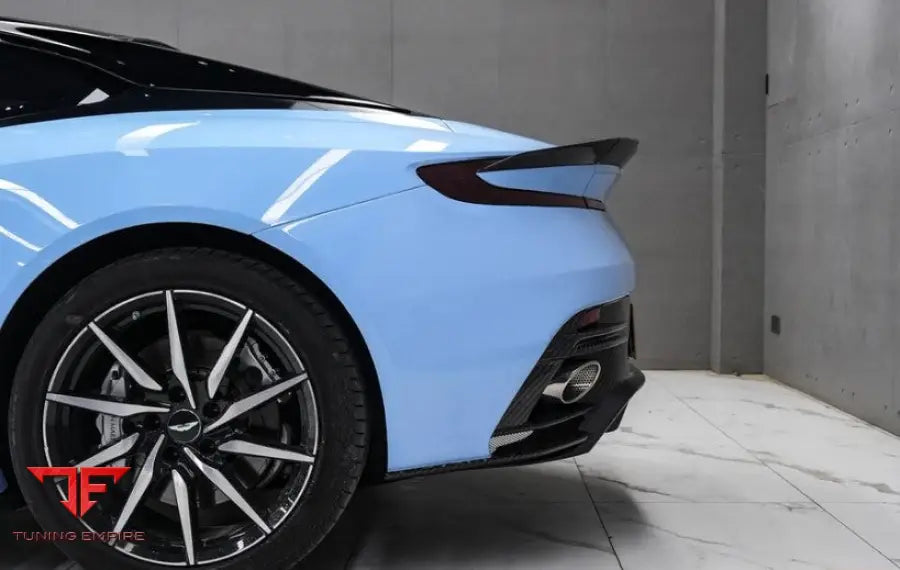 ASTON MARTIN DB11 CARBON FIBER BODY KIT 2016-2023Y
