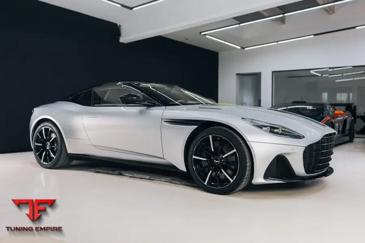 ASTON MARTIN DB11 CARBON FIBER BODY KIT