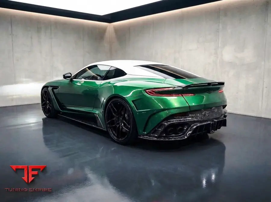 ASTON MARTIN DB11 CARBON FIBER BODY KIT