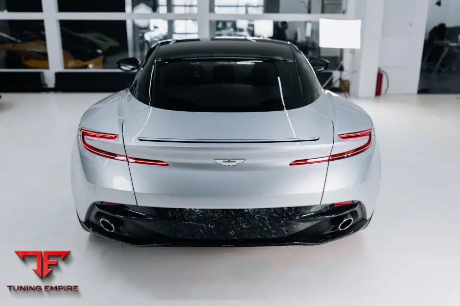 ASTON MARTIN DB11 CARBON FIBER BODY KIT