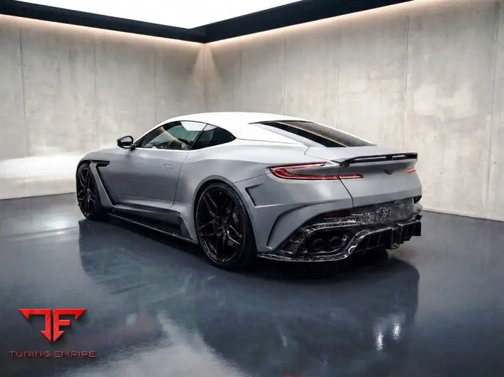 ASTON MARTIN DB11 CARBON FIBER BODY KIT