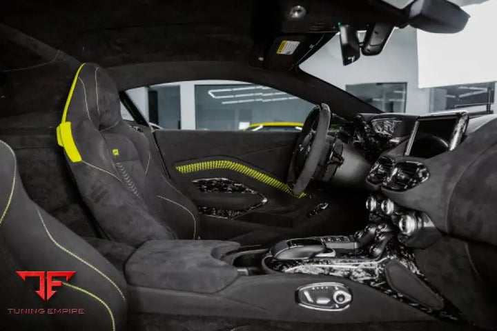ASTON MARTIN DB11 CARBON FIBER INTERIOR KIT