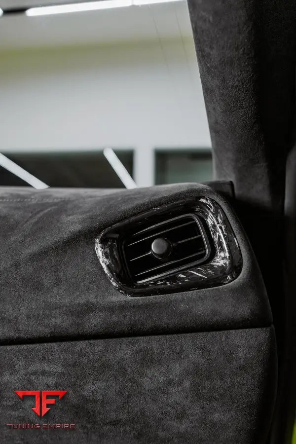 ASTON MARTIN DB11 CARBON FIBER INTERIOR KIT