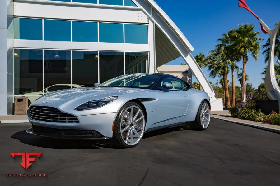 Aston Martin DB11
