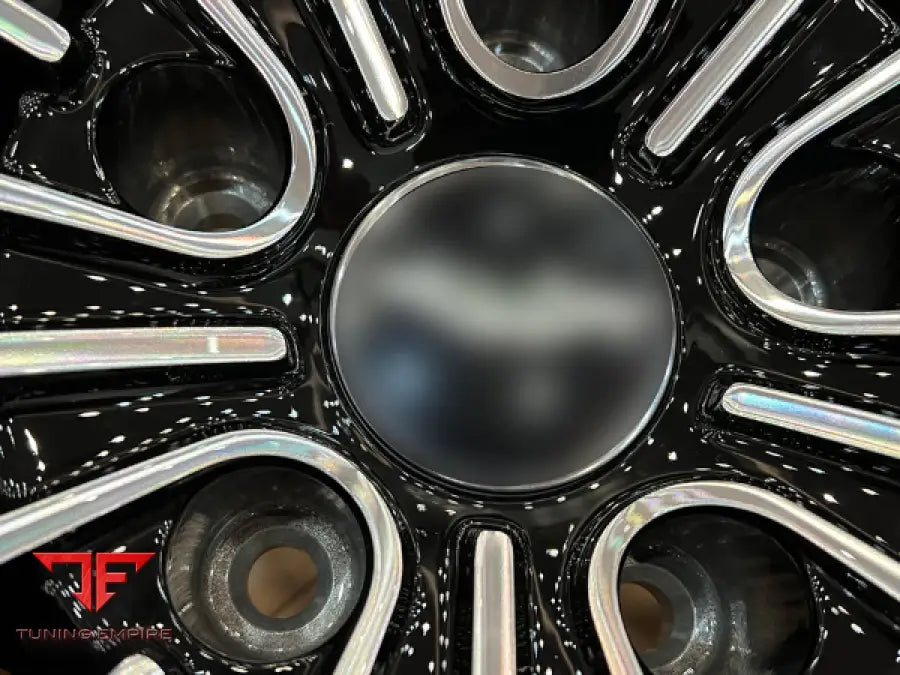 ASTON MARTIN DB11 SUPERLEGGERA OHMSS EDITION WHEELS