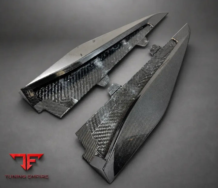 ASTON MARTIN DBS 770 CARBON FIBER BODY KIT
