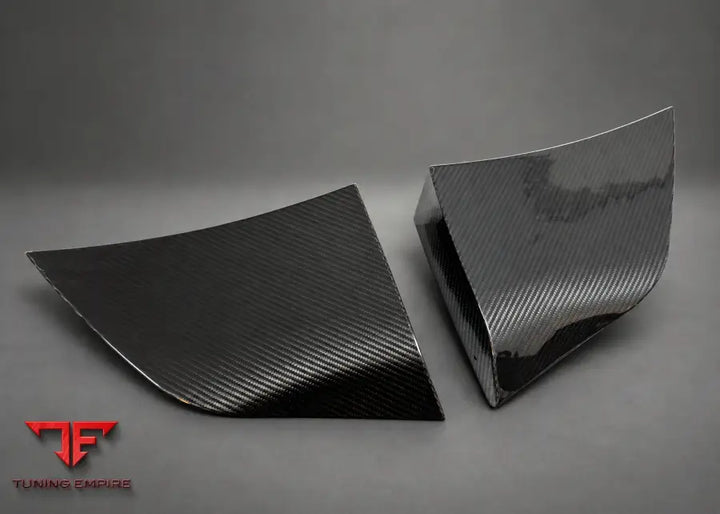 ASTON MARTIN DBS 770 CARBON FIBER BODY KIT