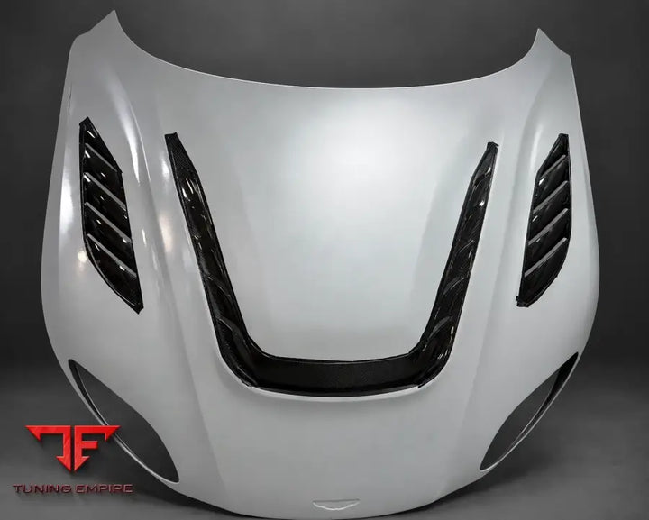 ASTON MARTIN DBS 770 CARBON FIBER BODY KIT