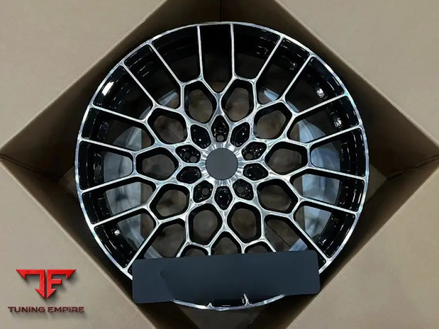 ASTON MARTIN DBS DB11 VANTAGE WHEELS