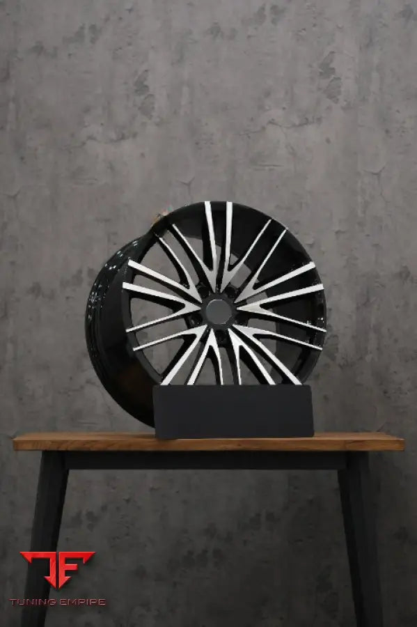 ASTON MARTIN DBS WHEELS