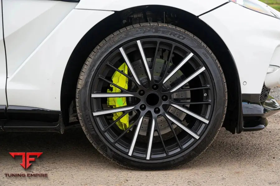 ASTON MARTIN DBX 707 WHEELS