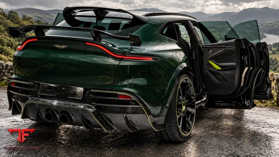 ASTON MARTIN DBX + 707 WIDEBODY CARBON AERO KIT