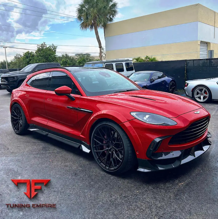 ASTON MARTIN DBX + 707 WIDEBODY CARBON AERO KIT