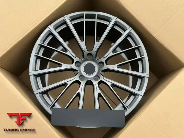 ASTON MARTIN DBX WHEELS