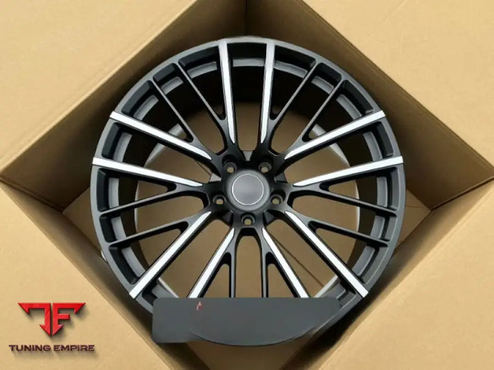 ASTON MARTIN DBX WHEELS