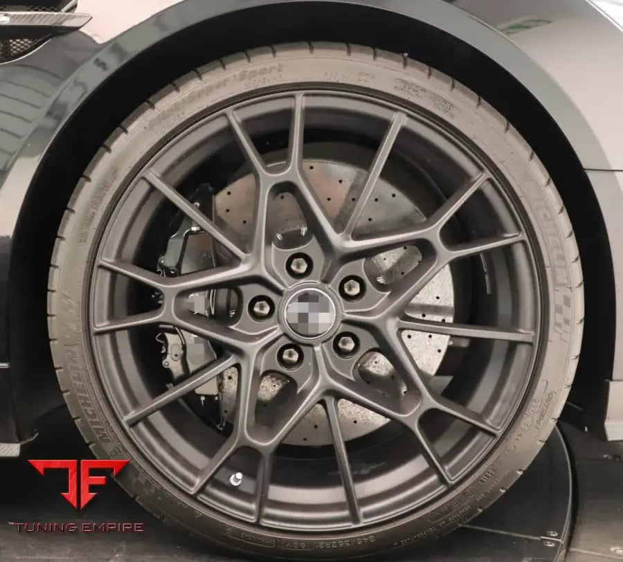 ASTON MARTIN RAPIDE V12 WHEELS