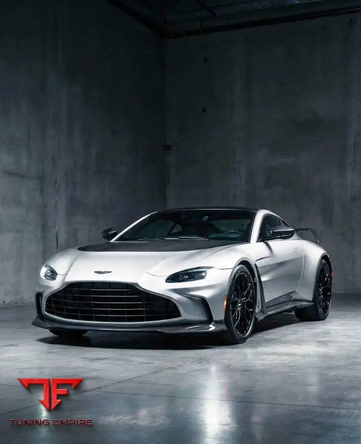 ASTON MARTIN VANTAGE DRY CARBON BODY KIT