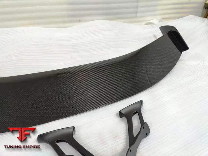 ASTON MARTIN VANTAGE F1 STYLE CARBON FIBER REAR SPOILER