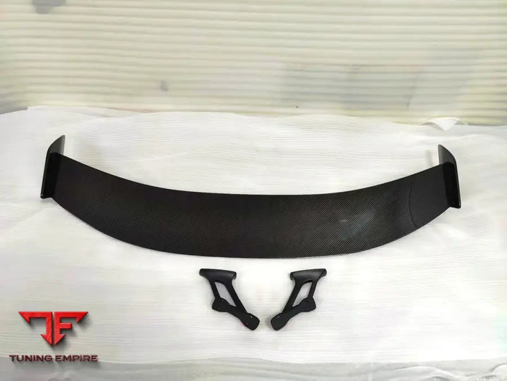 ASTON MARTIN VANTAGE F1 STYLE CARBON FIBER REAR SPOILER